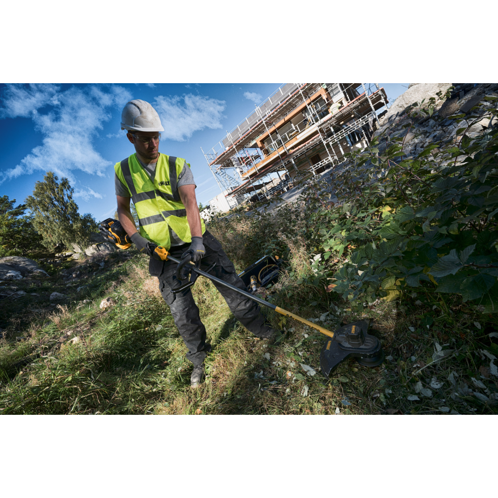 Коса аккумуляторная профессиональная 54 Вольта DEWALT DCM571N без аккумулятора и ЗУ