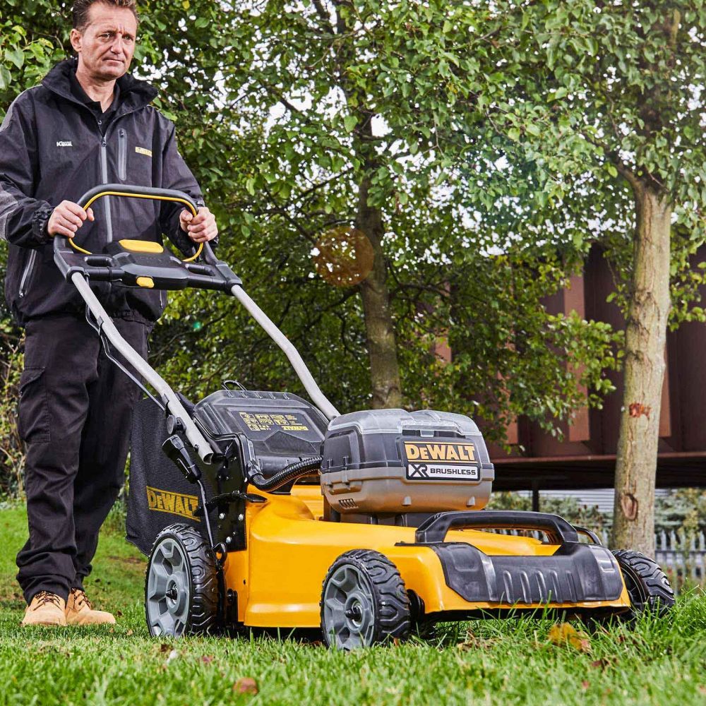 Газонокосилка аккумуляторная профессиональная DEWALT DCMW564N без аккумулятора и ЗУ